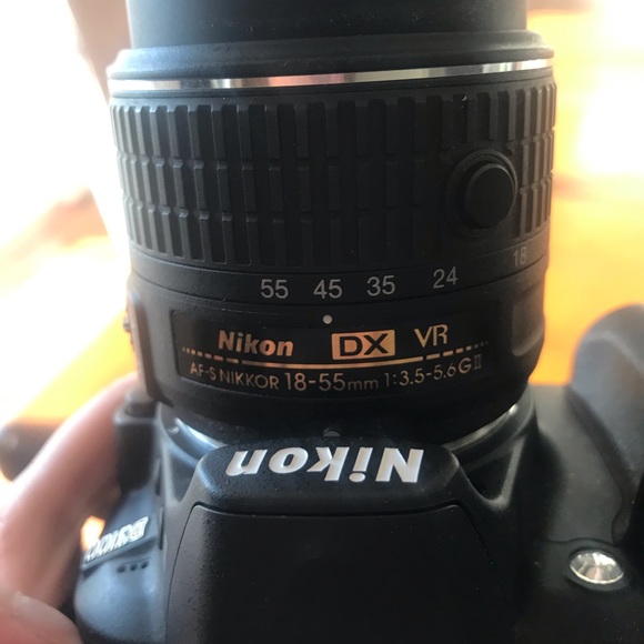 Nikon D3100 and two Lens - Picture 7 of 8